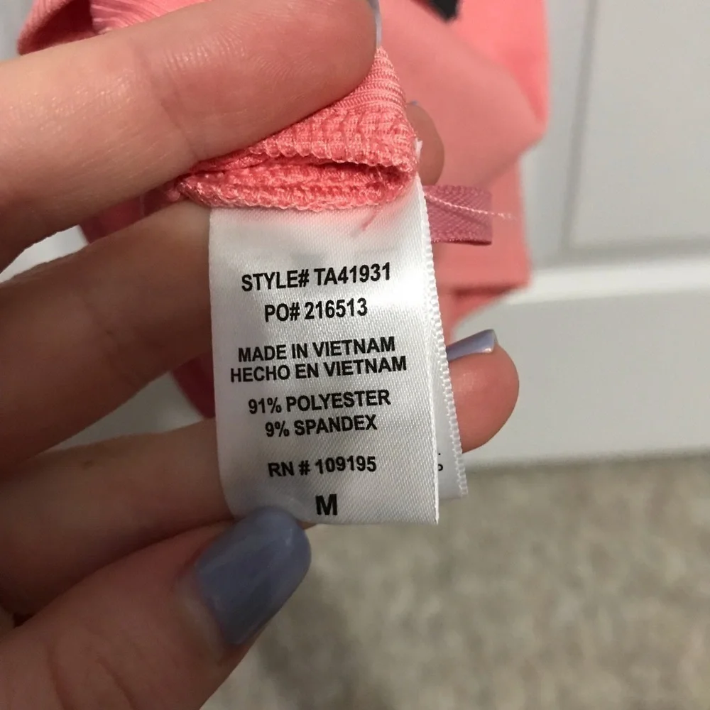 NWT Love J Baby Pink Ruffled Crop Top - Picture 7 of 9